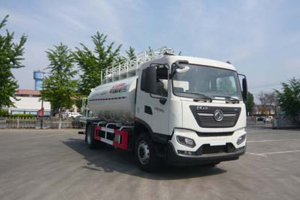亚特重工洒水车